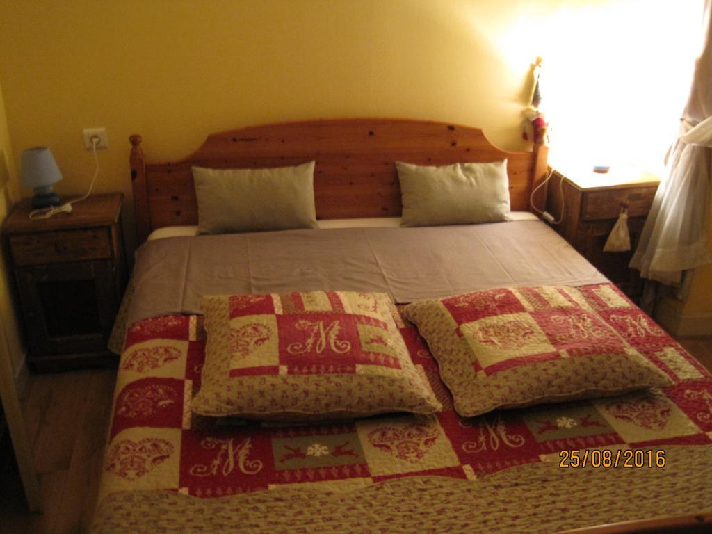 Hotel Le Commerce Neuville  외부 사진