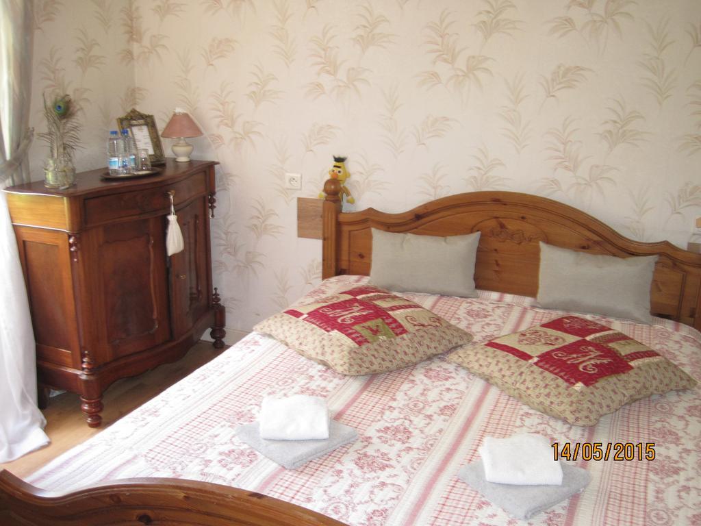 Hotel Le Commerce Neuville  외부 사진