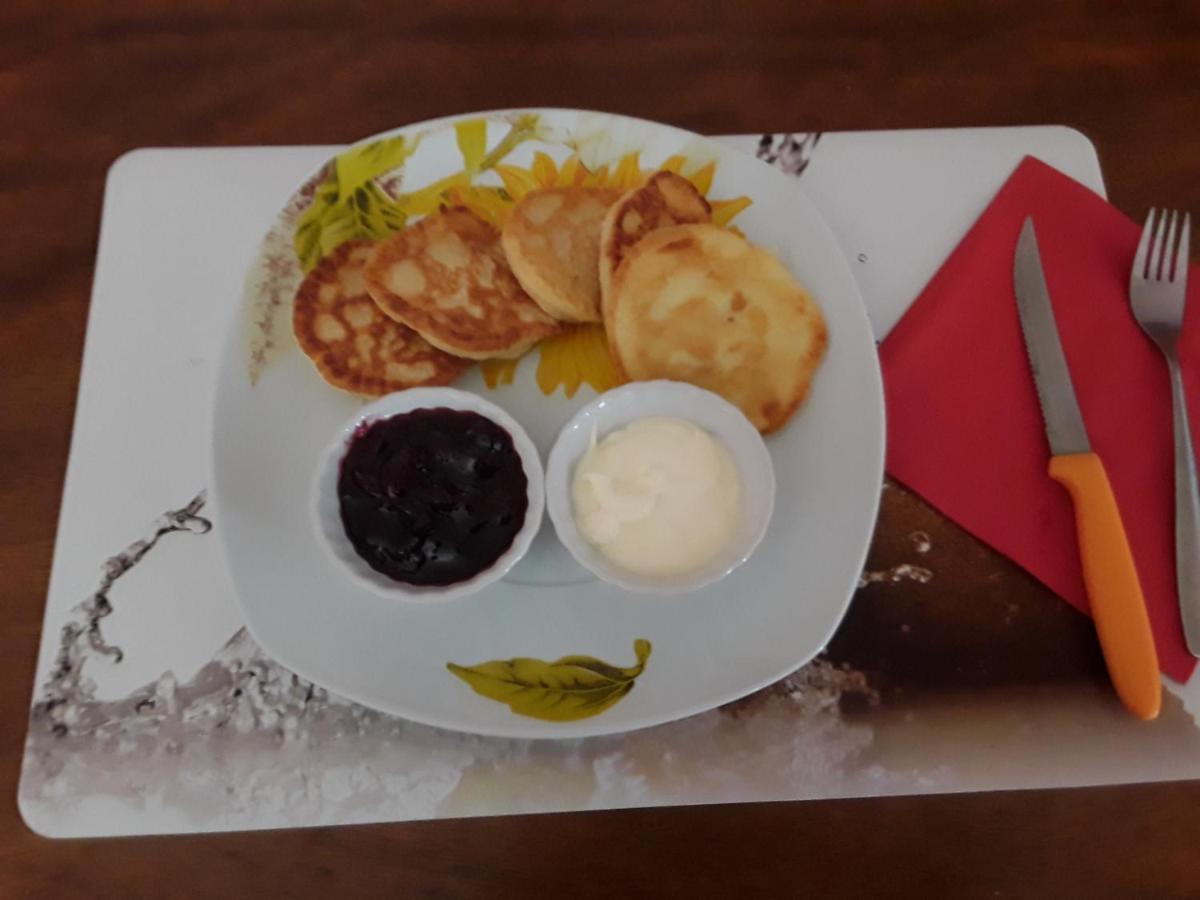 Hotel Le Commerce Neuville  외부 사진